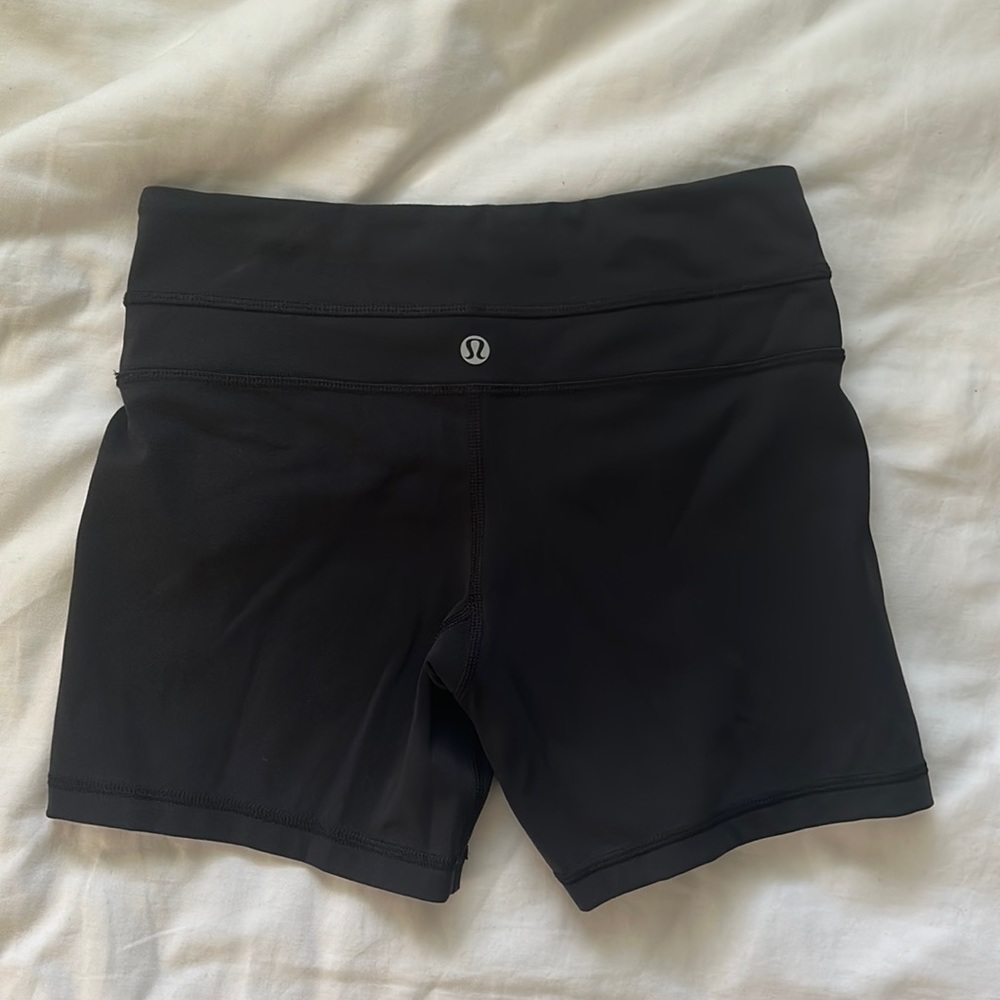 Lululemon 5” biker shorts
